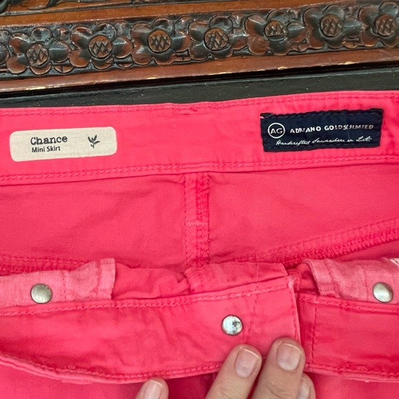 Bubblegum pink mini skirt - Picture 10 of 12